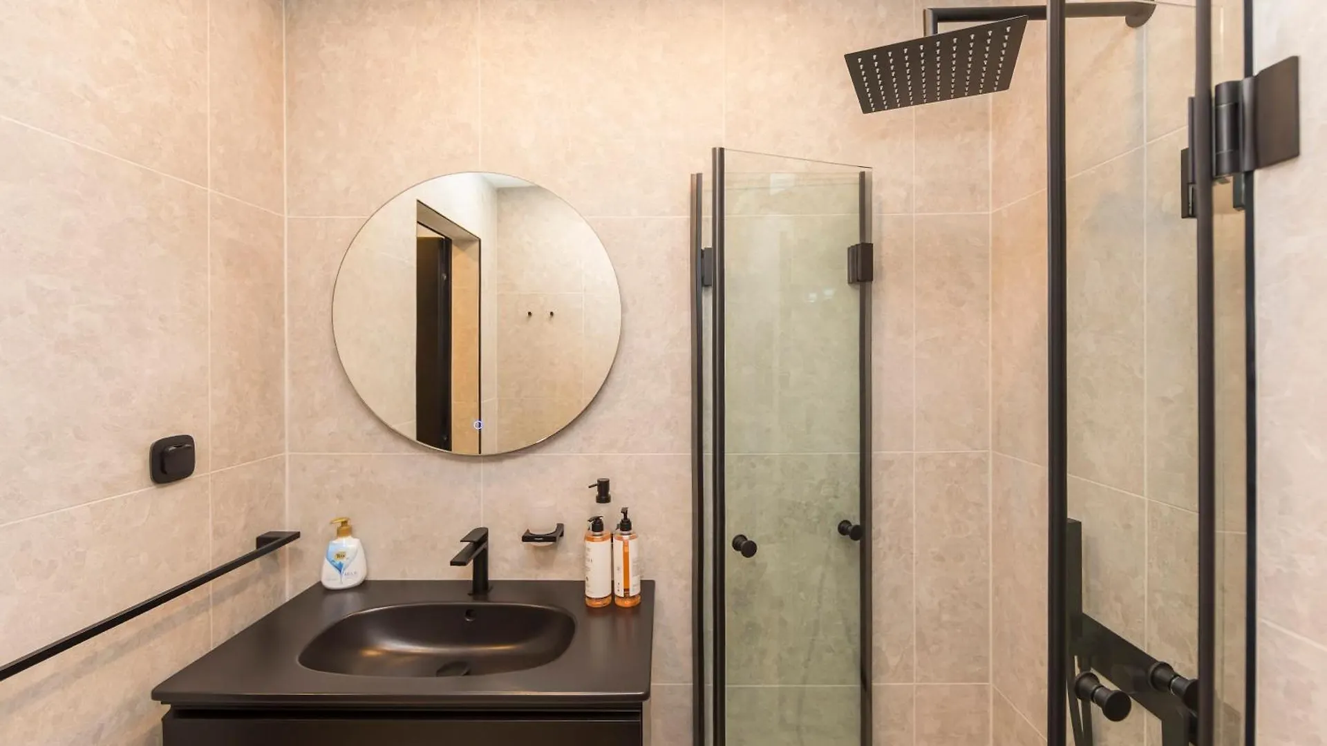 Eleve Residences - Obsidian Studios Sofya Daire